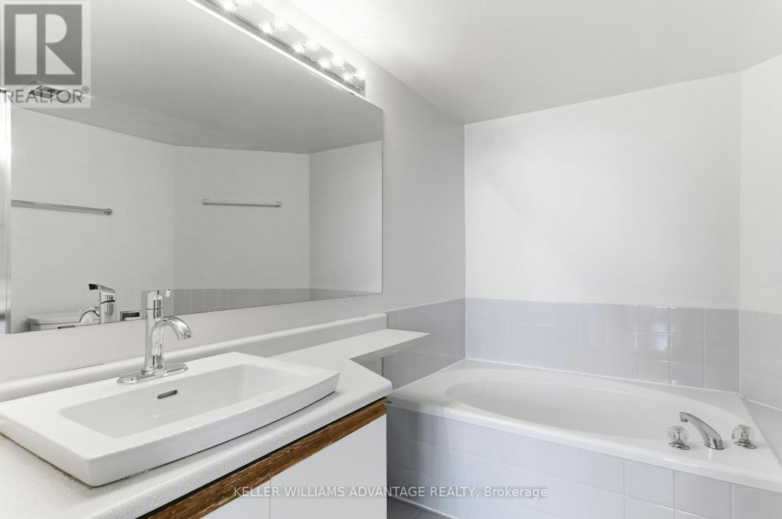 1006-3231 Eglinton Avenue E, Toronto, ON, M1J 3N5 - 17
