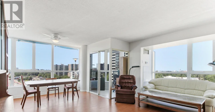 1006-3231 Eglinton Avenue E, Toronto, ON, M1J 3N5 - 5
