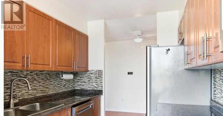 1006-3231 Eglinton Avenue E, Toronto, ON, M1J 3N5 - 12