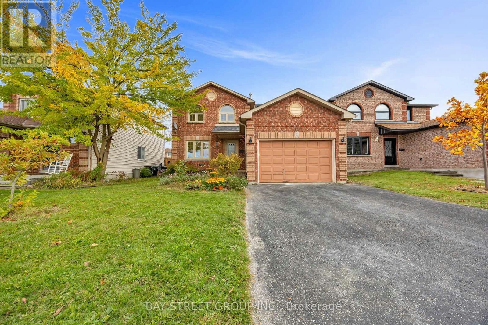13 Irish Lane, Barrie, ON, L4M 6H3