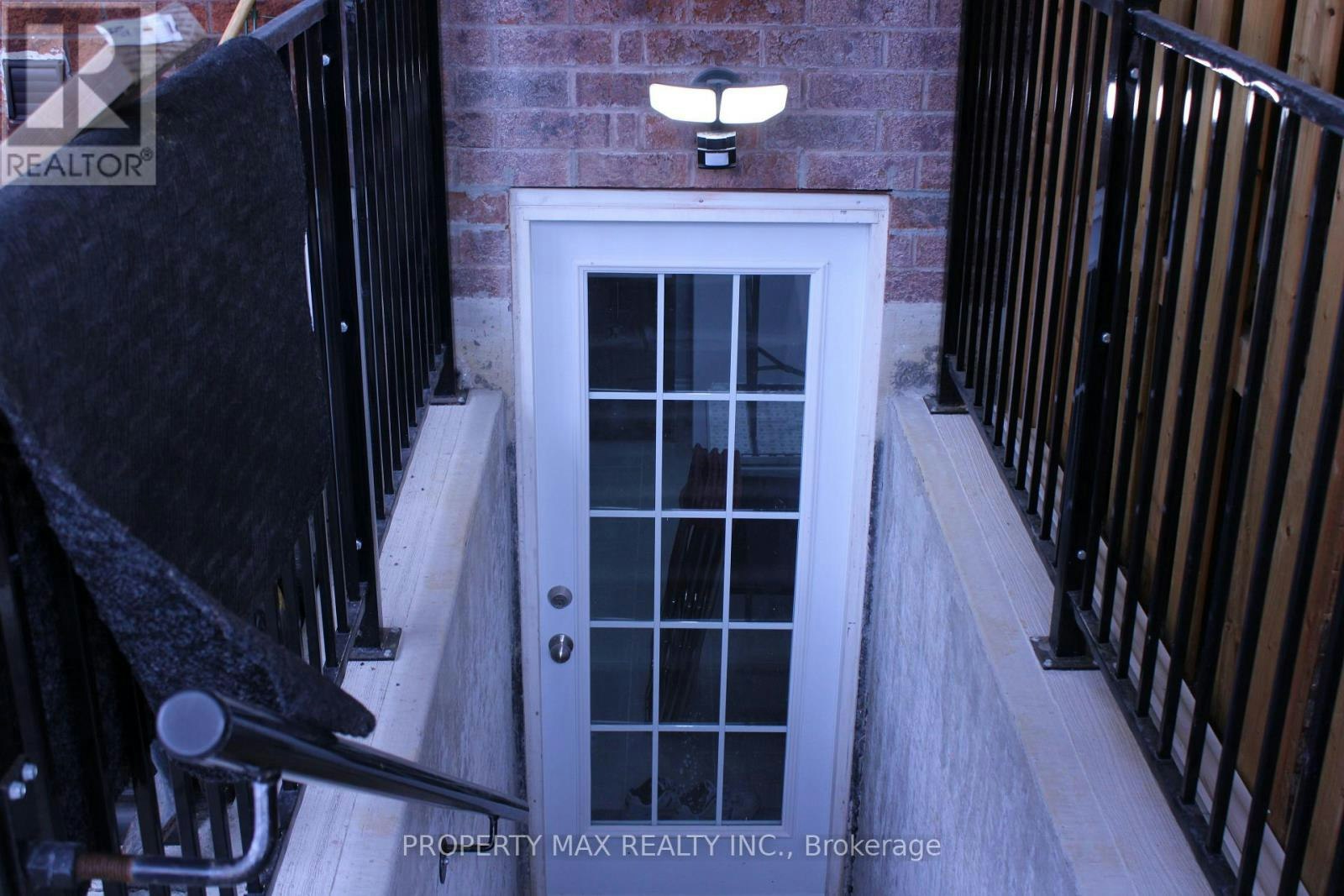 18 Stevensgate Drive, Ajax, ON, L1T 4Z3 - 7