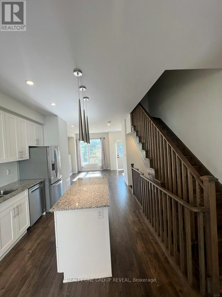 1636 Pleasure Valley Path, Oshawa, ON, L1G 4X8 - 3
