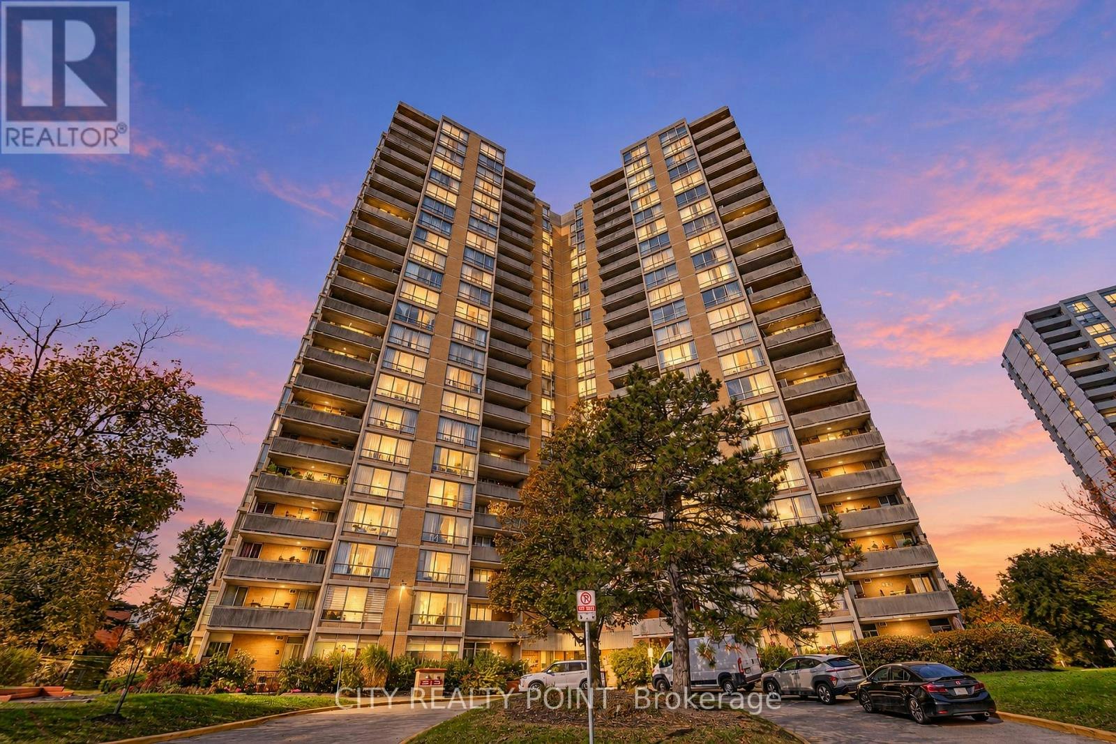 2003-10 Martha Eaton Way, Toronto, ON, M6M 5B3