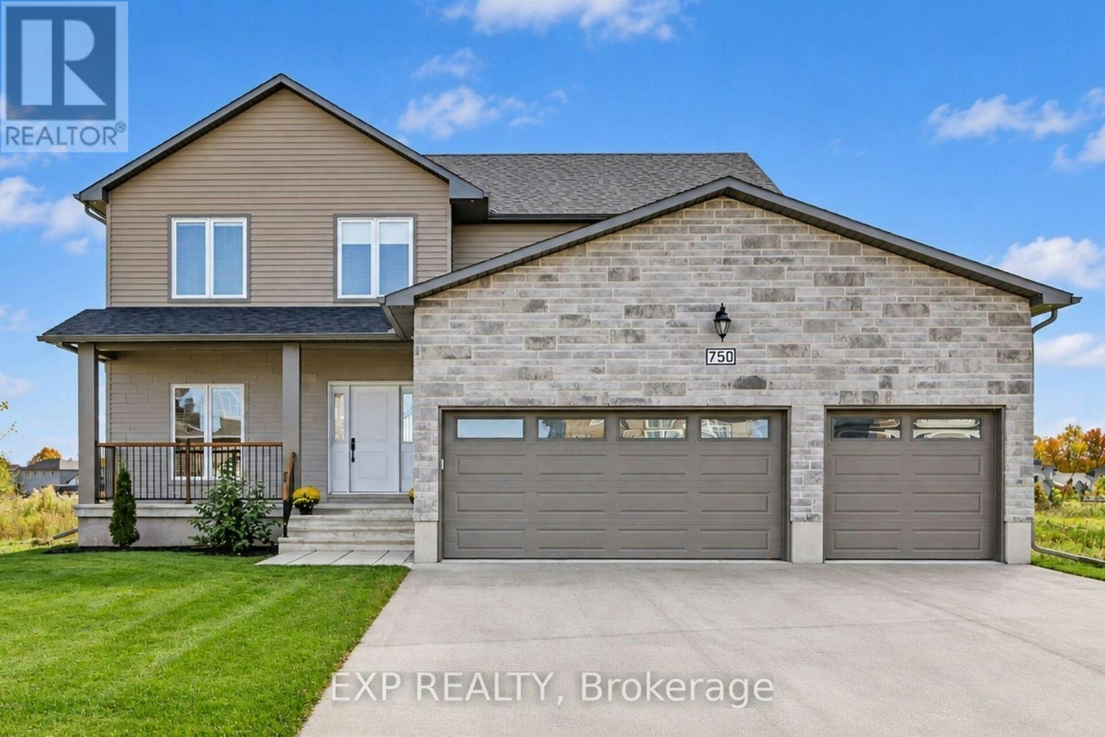 750 Gamble Drive, Russell, ON, K4R 0G5