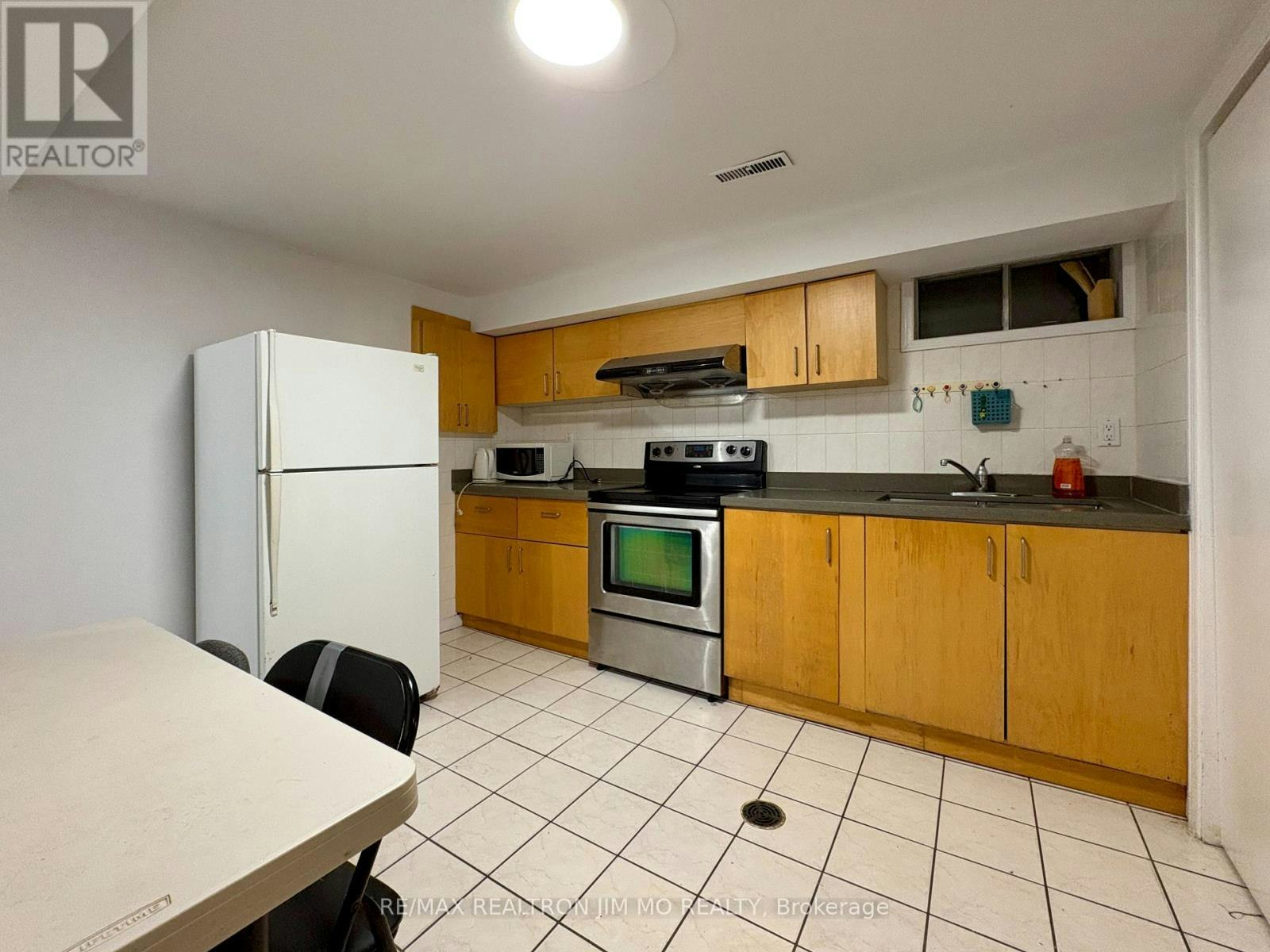BASEMENT-39 Hartleywood Drive, Toronto, ON, M1S 3N1 - 10