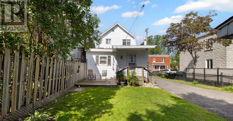 35 Springfield Road, Ottawa, ON, K1M 1C8 - 23