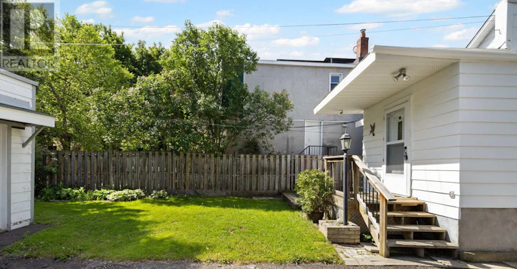 35 Springfield Road, Ottawa, ON, K1M 1C8 - 20