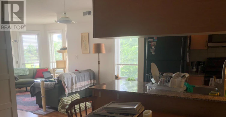 TH 201-2 Brian Peck Crescent, Toronto, ON, M4G 4K4 - 6
