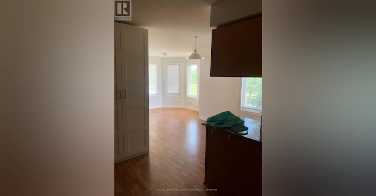 TH 201-2 Brian Peck Crescent, Toronto, ON, M4G 4K4 - 5