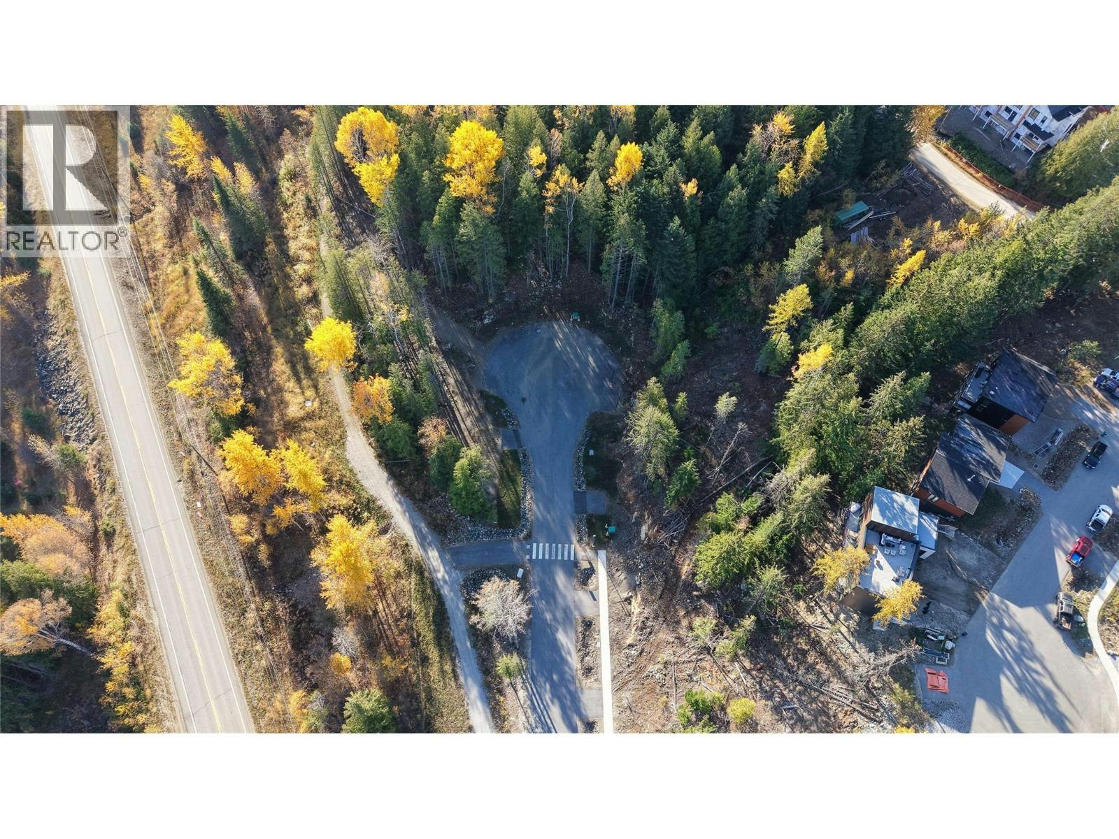 407 Centennial Place, Rossland, BC, V0G 1Y0
