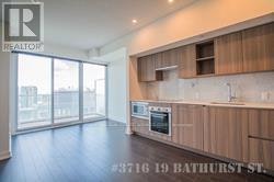 3716-19 Bathurst Street, Toronto, ON, M5V 0N1