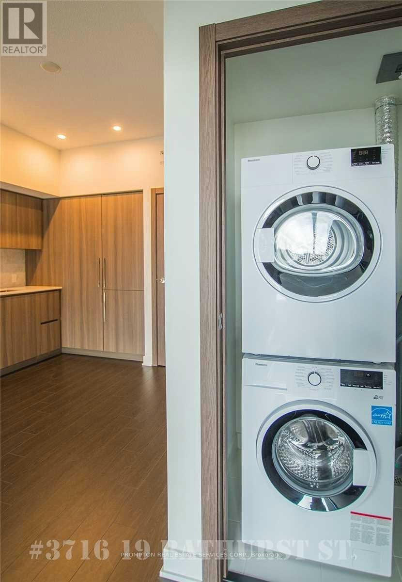 3716-19 Bathurst Street, Toronto, ON, M5V 0N1 - 9