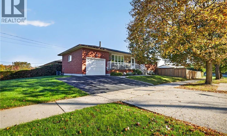 723 Greenhill Avenue