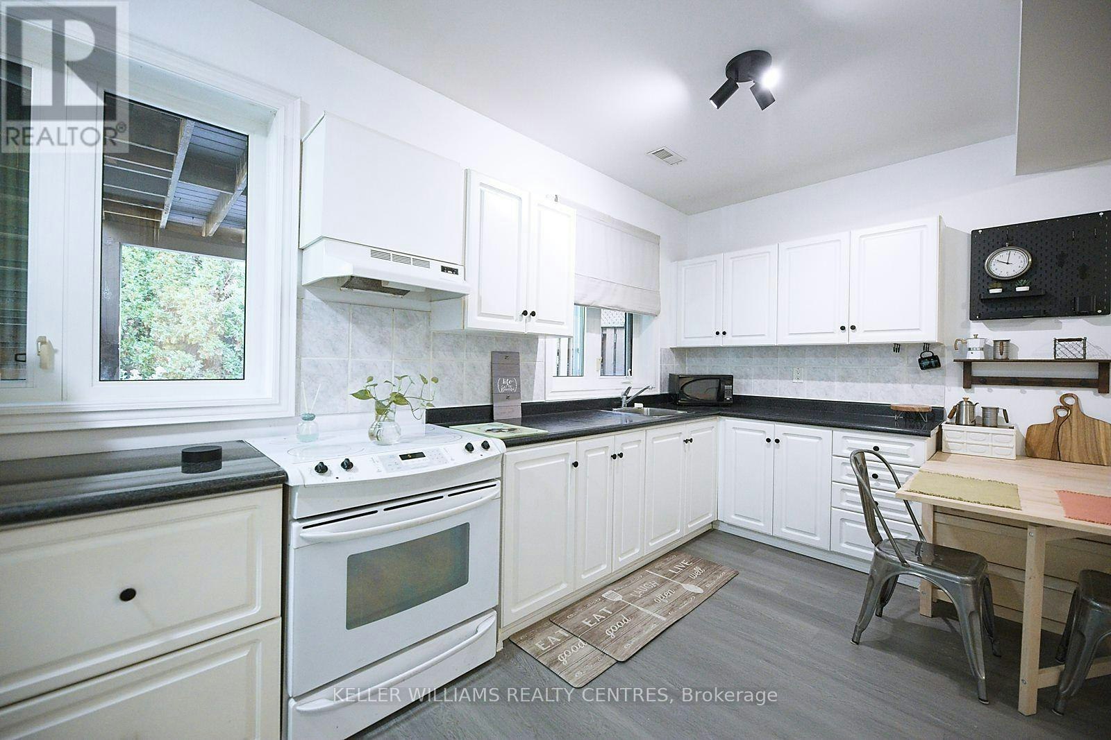 BSMT-61 Fairchild Avenue, Toronto, ON, M2M 1T8