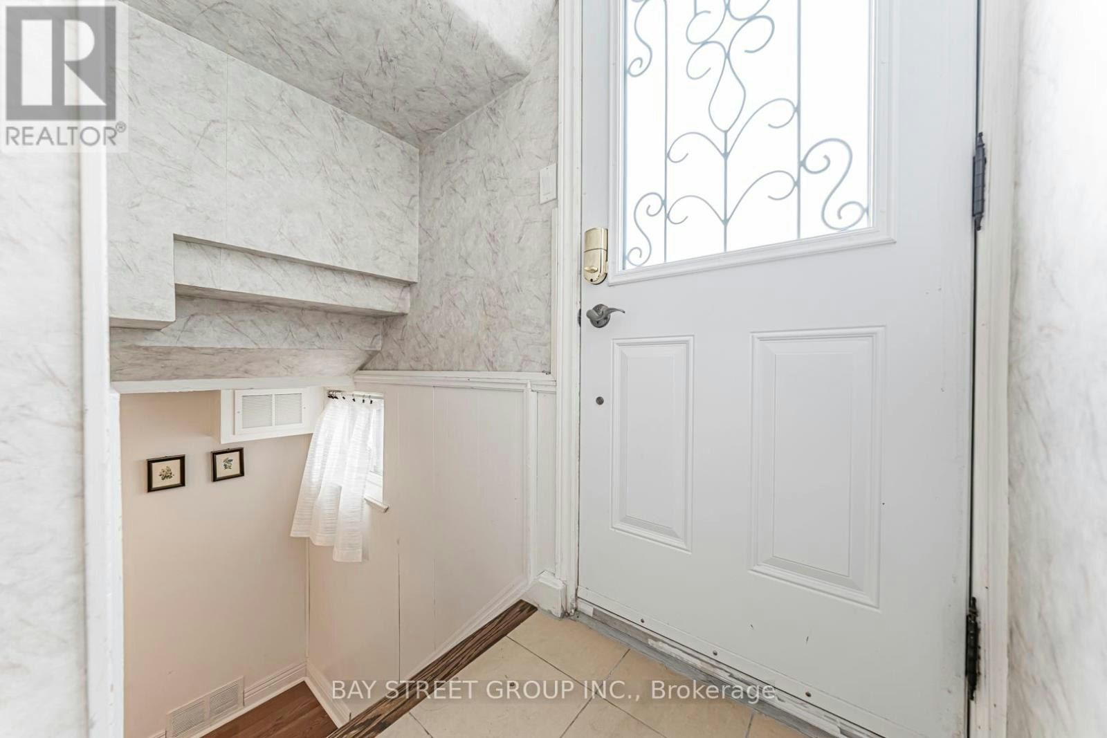 LOWER-149 Hendon Avenue, Toronto, ON, M2M 1A8 - 15
