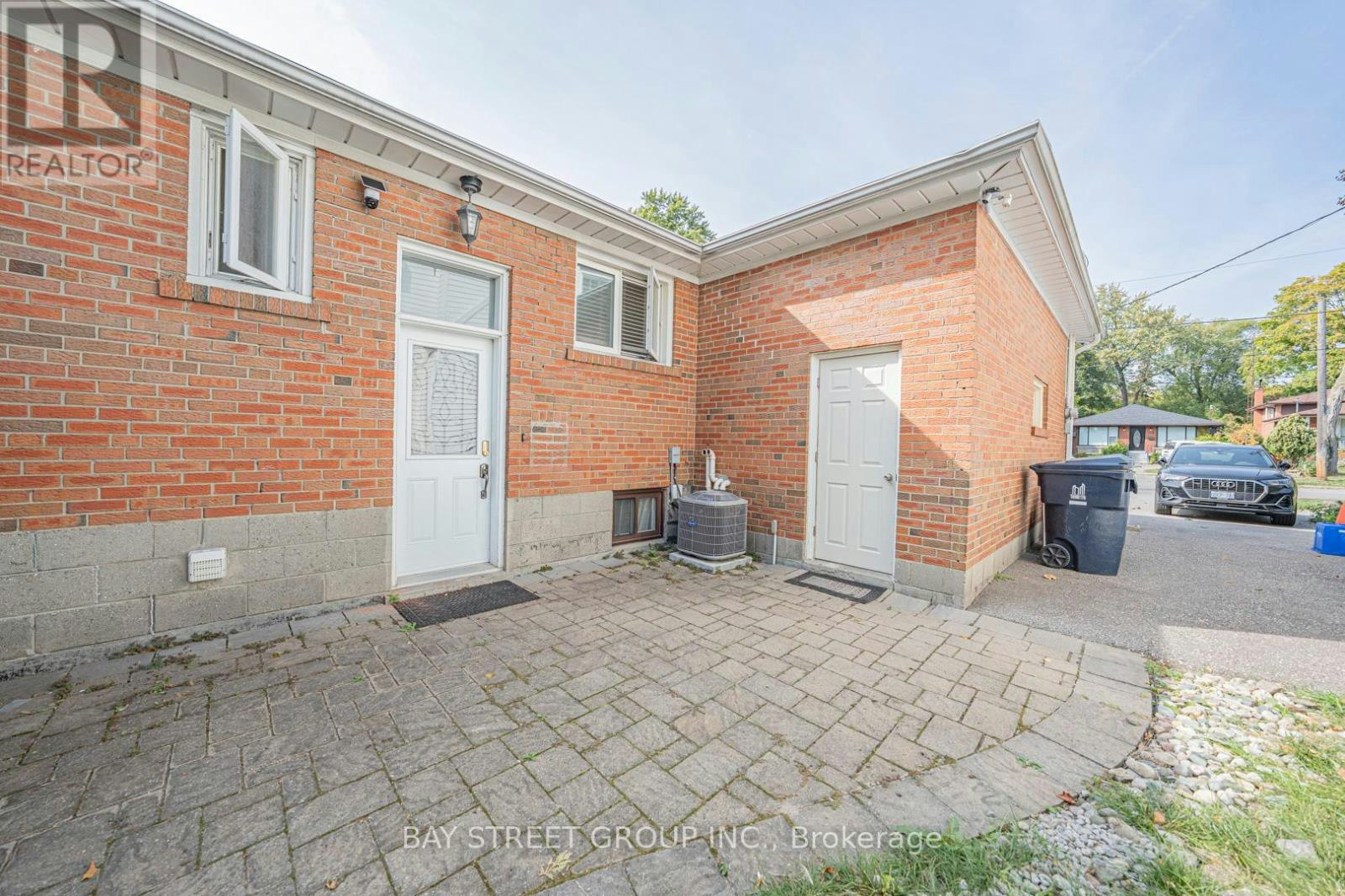 LOWER-149 Hendon Avenue, Toronto, ON, M2M 1A8 - 2