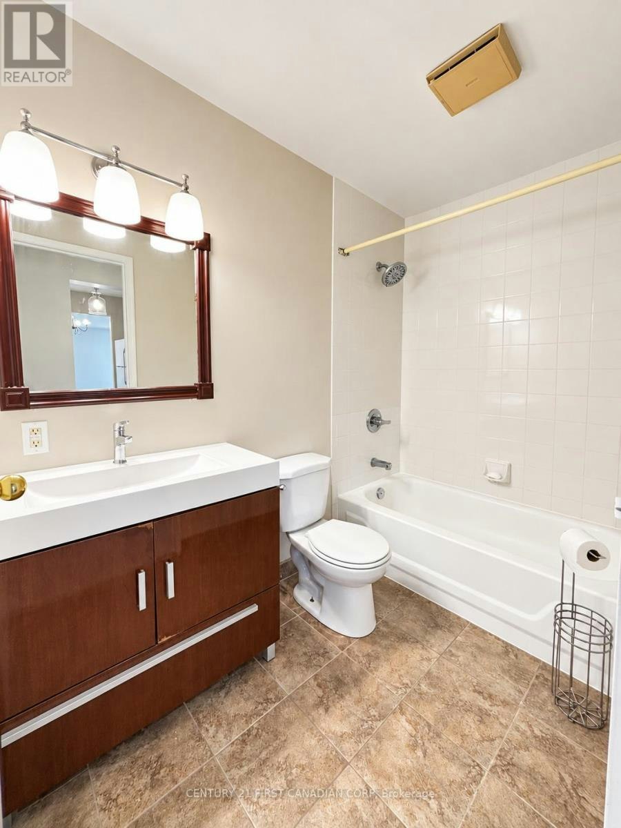 401-860 Commissioners Road E, London, ON, N6C 5Y8 - 9