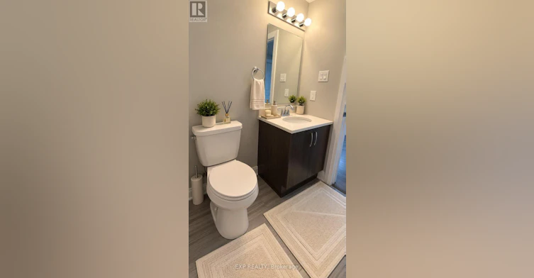 241 Pingwi Place, Ottawa, ON, K1X 0G2 - 8