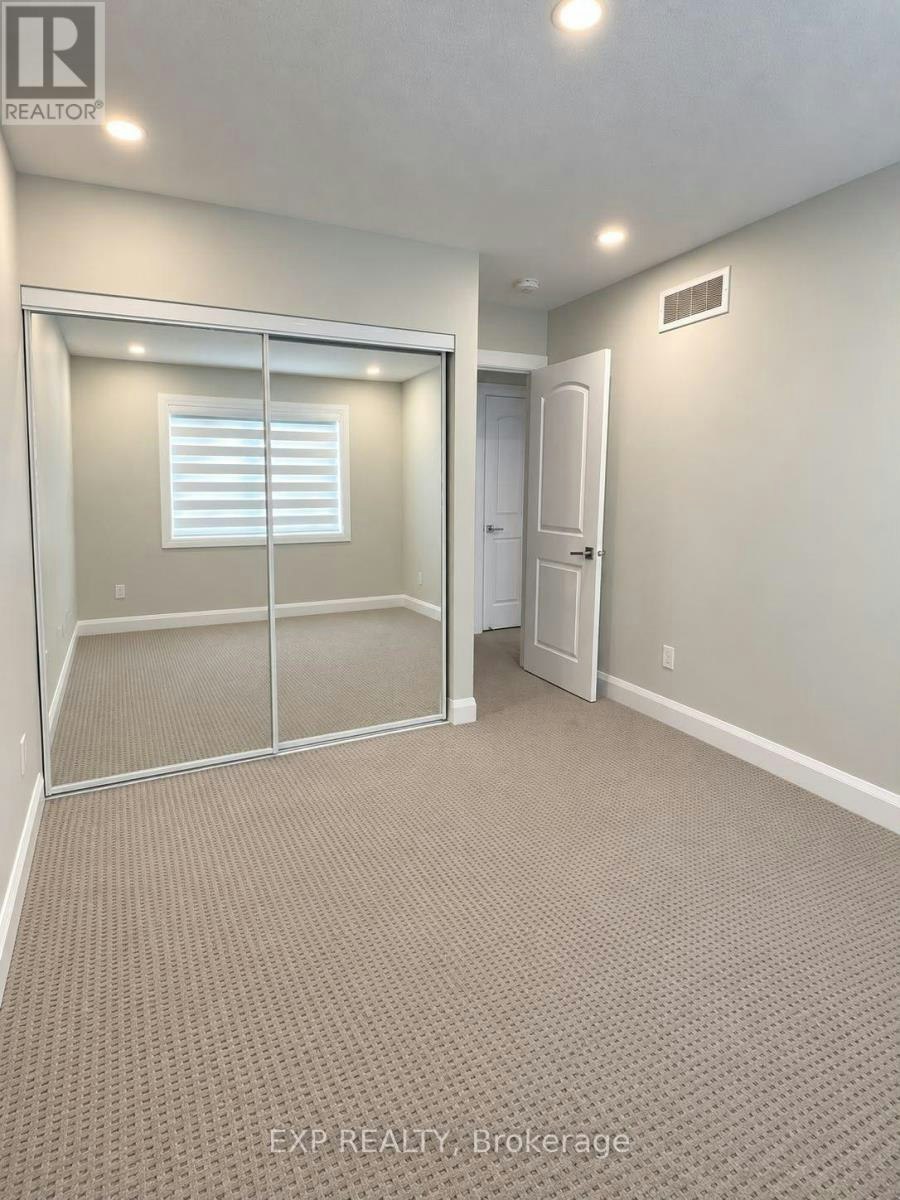 241 Pingwi Place, Ottawa, ON, K1X 0G2 - 11