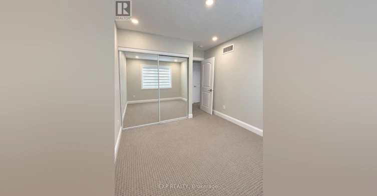 241 Pingwi Place, Ottawa, ON, K1X 0G2 - 11