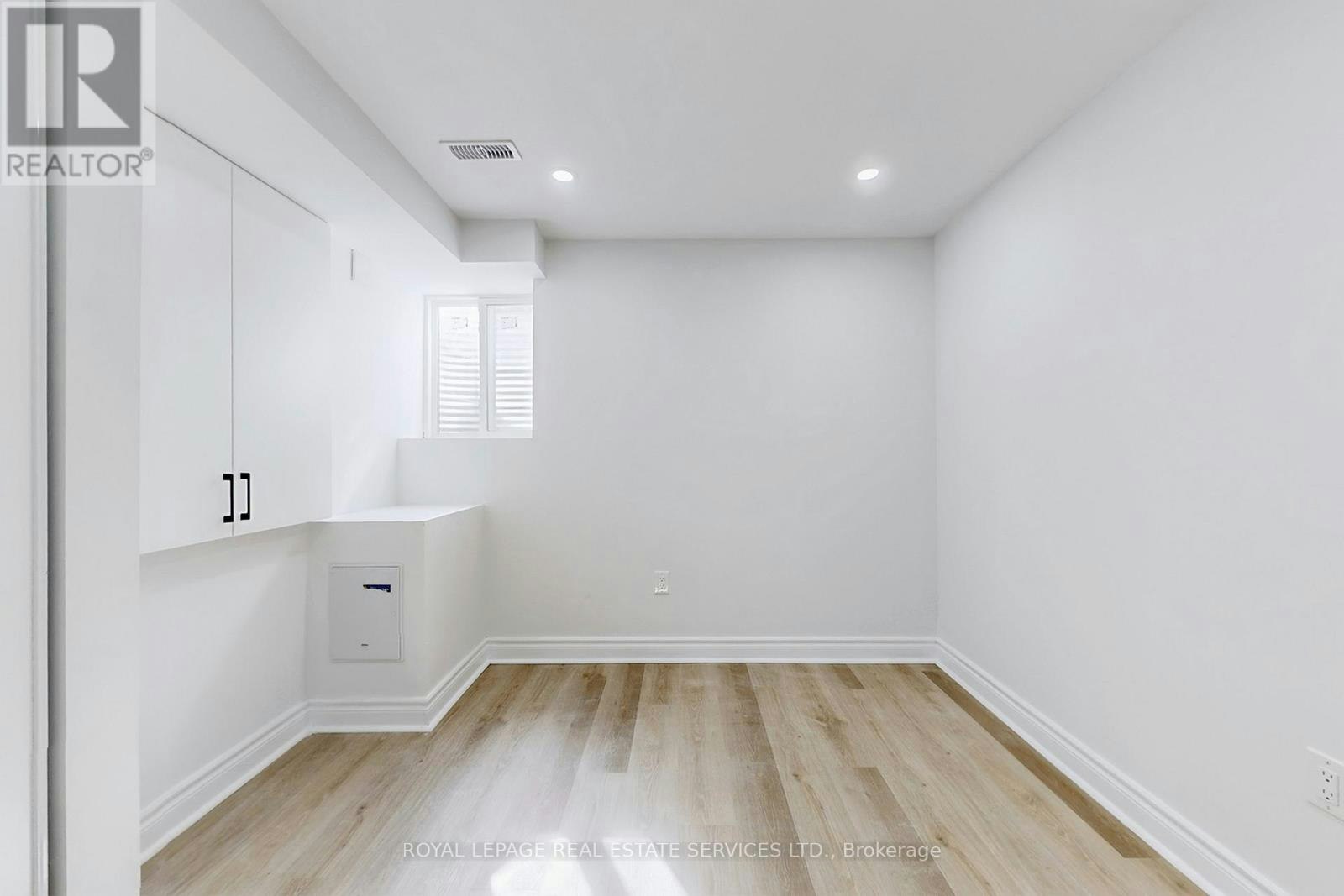 BASEMENT A-1388 Sycamore Garden, Milton, ON, L9E 1R3 - 6