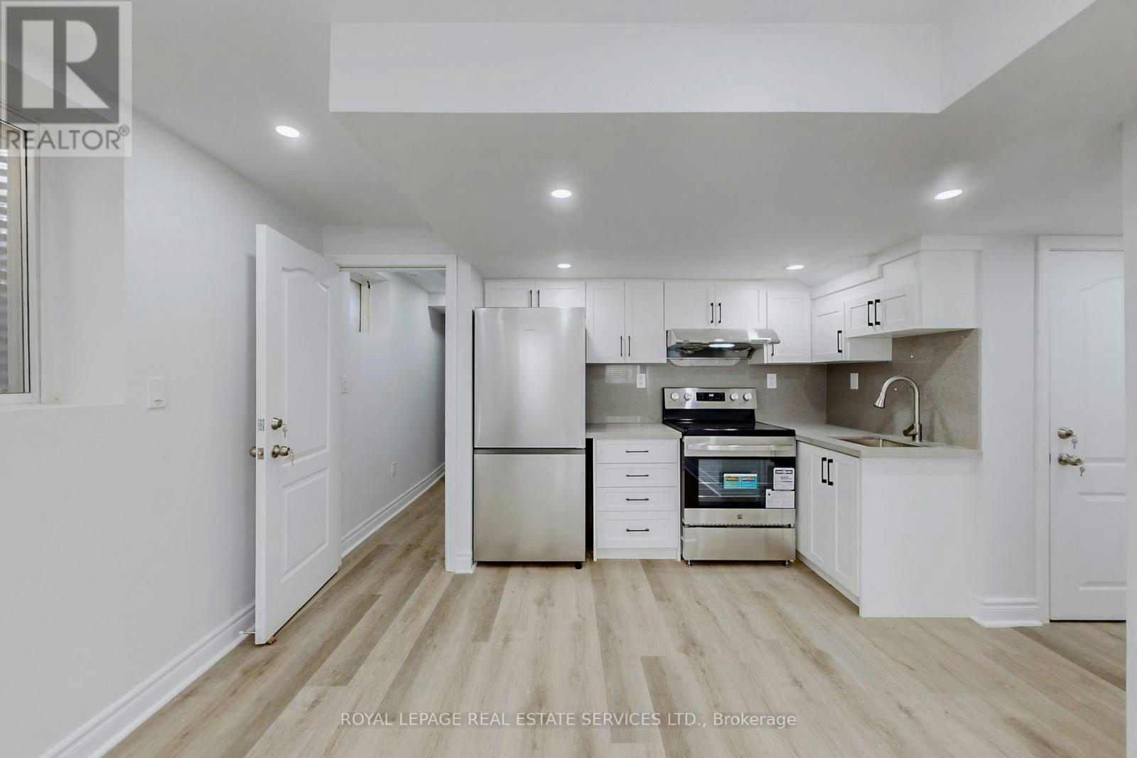 BASEMENT A-1388 Sycamore Garden, Milton, ON, L9E 1R3 - 4