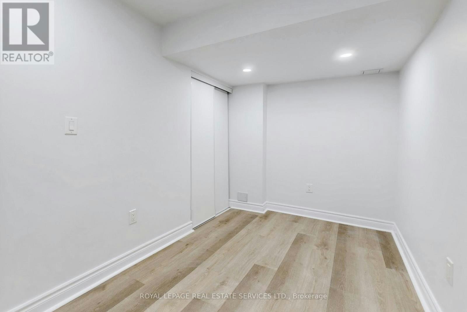 BASEMENT A-1388 Sycamore Garden, Milton, ON, L9E 1R3 - 7