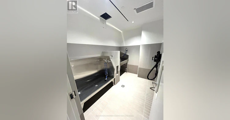 2302-395 Square One Drive, Mississauga, ON, L5B 0P6 - 22