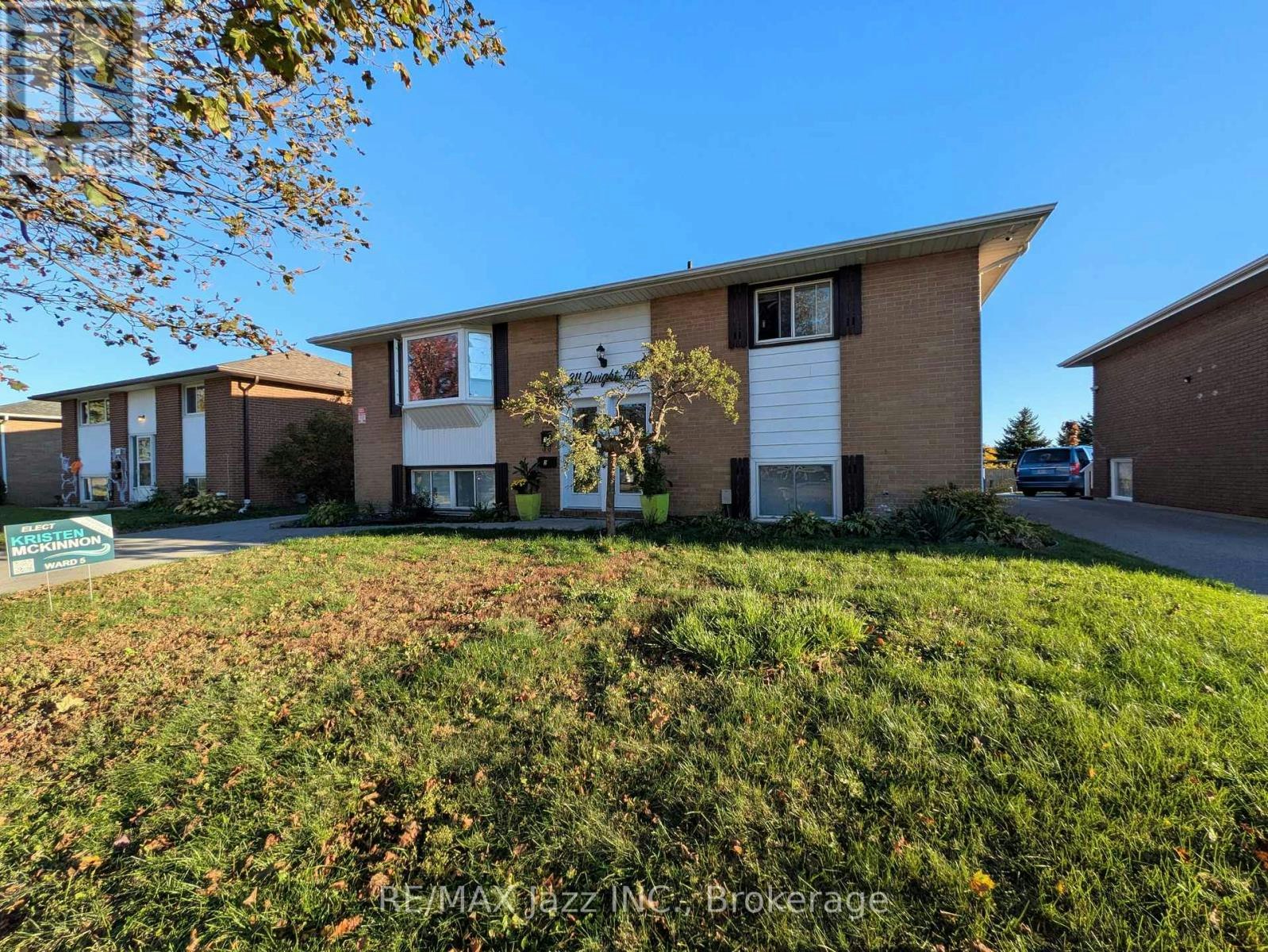 2-311 Dwight Avenue, Oshawa, ON, L1J 1K8 - 2