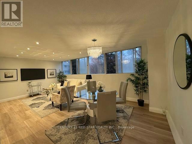 107-3695 Kaneff Crescent, Mississauga, ON, L5A 4B6
