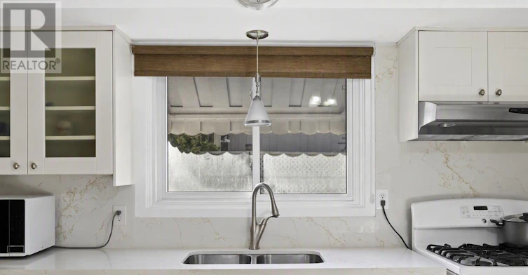 MAIN-7315 Freeman Street, Niagara Falls, ON, L2E 5V9 - 10