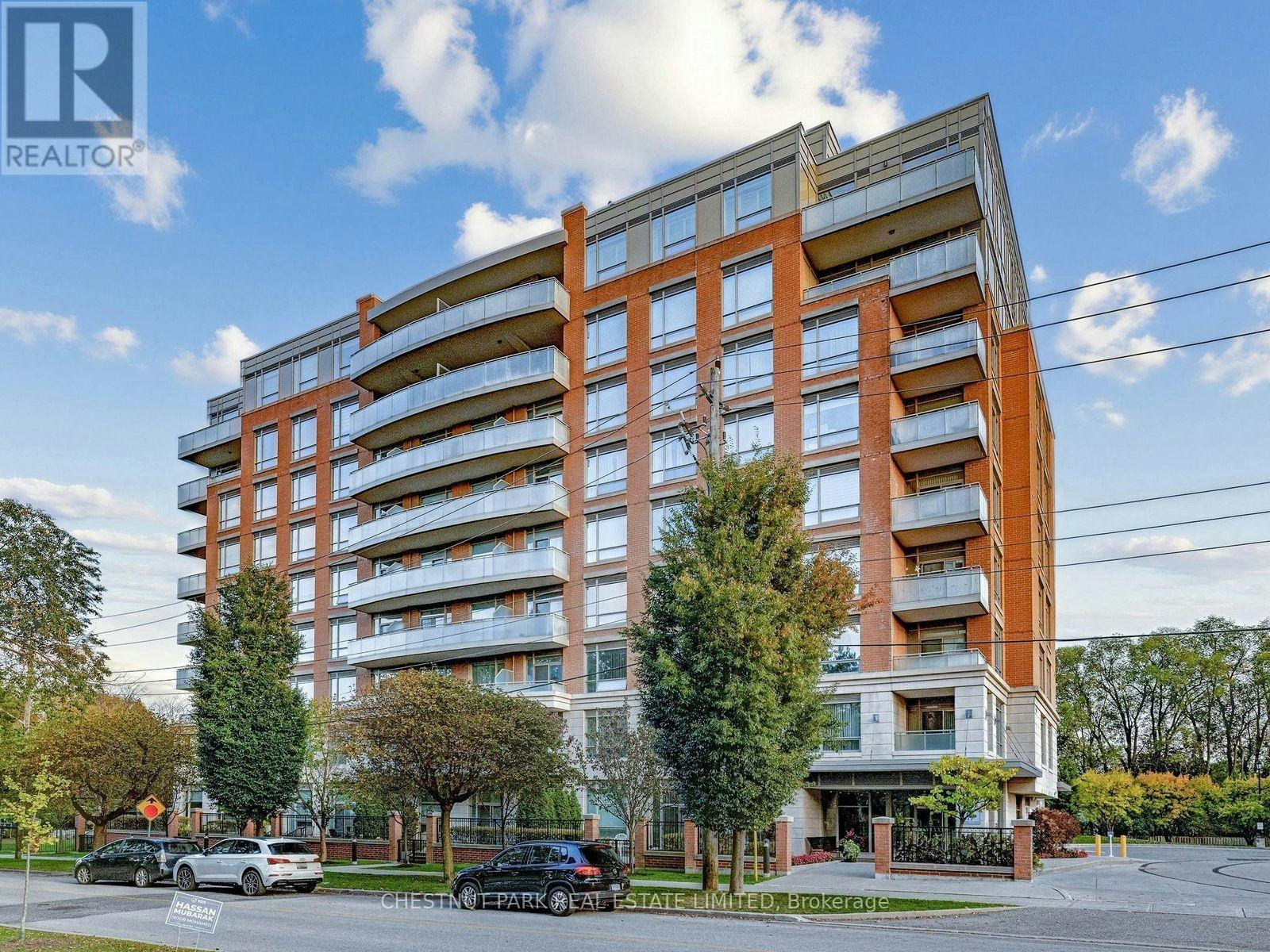 404-17 Ruddington Drive, Toronto, ON, M2K 0A8