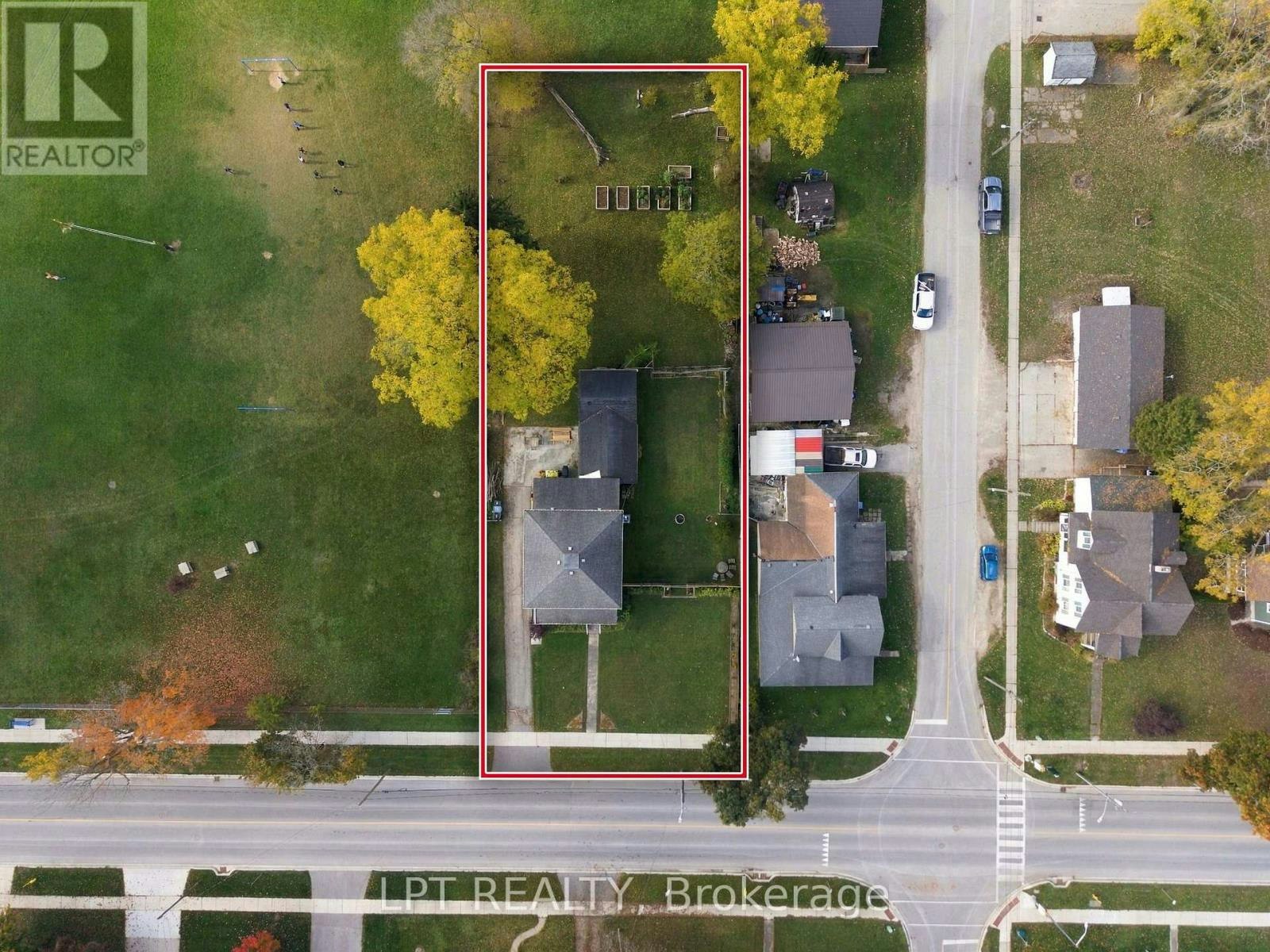 151 Parkhill Main Street - 5