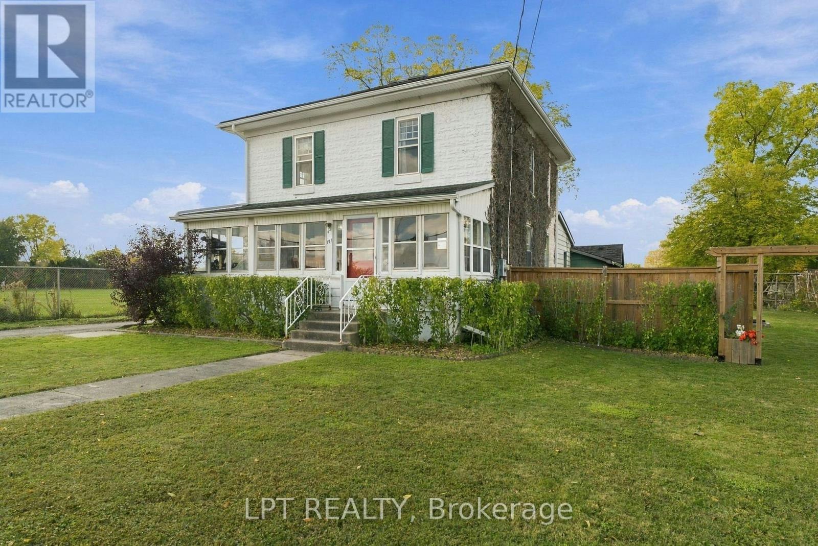 151 Parkhill Main Street - 3