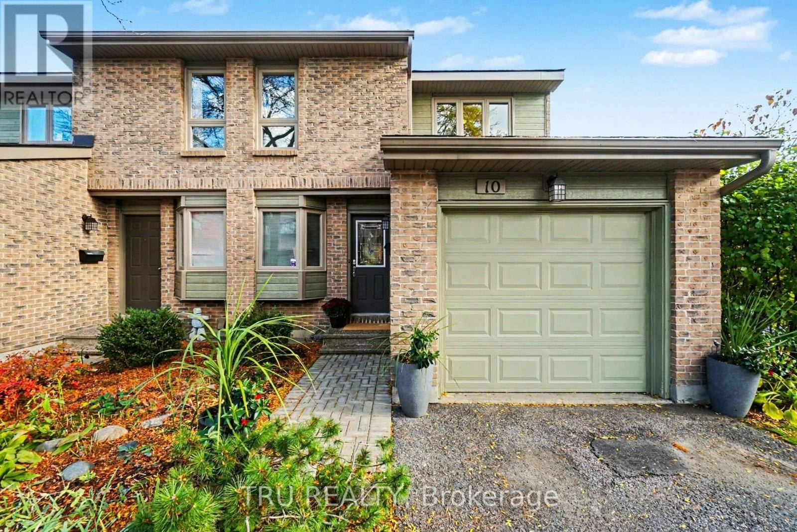 10-710 Coronation Avenue, Ottawa, ON, K1G 4G7