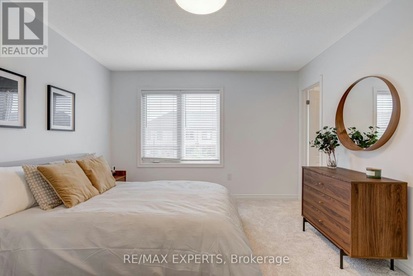 19 Cygnus Crescent, Barrie, ON, L4N 9C2 - 24