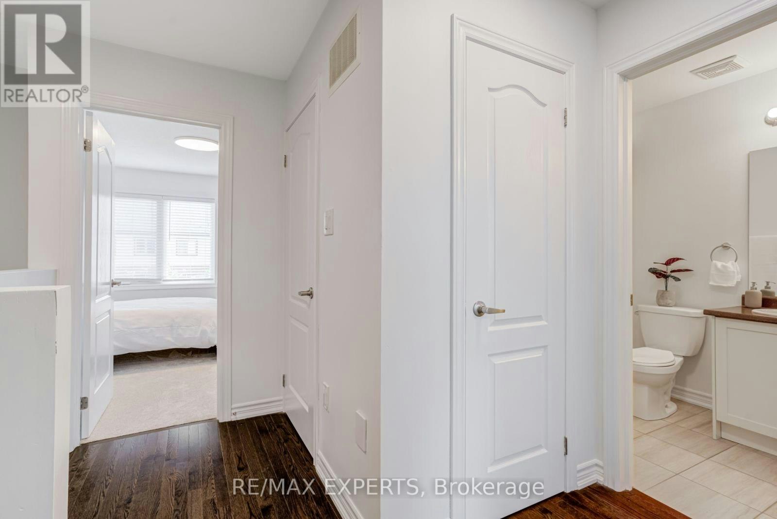19 Cygnus Crescent, Barrie, ON, L4N 9C2 - 21
