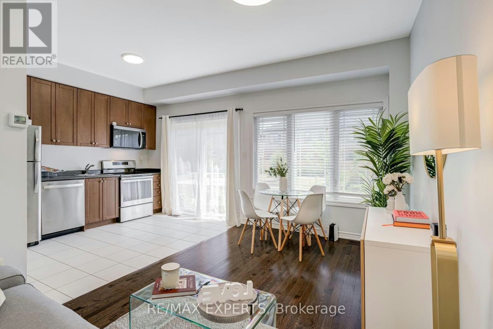 19 Cygnus Crescent, Barrie, ON, L4N 9C2 - 15