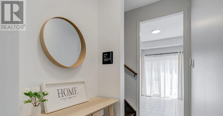 19 Cygnus Crescent, Barrie, ON, L4N 9C2 - 4