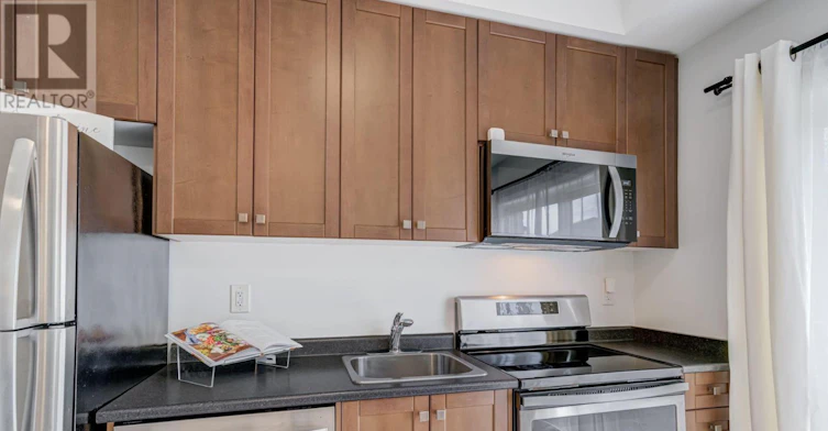 19 Cygnus Crescent, Barrie, ON, L4N 9C2 - 11
