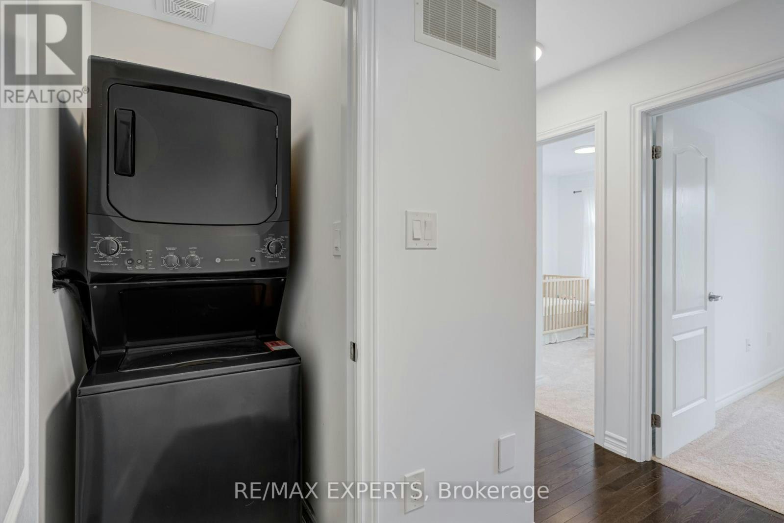 19 Cygnus Crescent, Barrie, ON, L4N 9C2 - 35