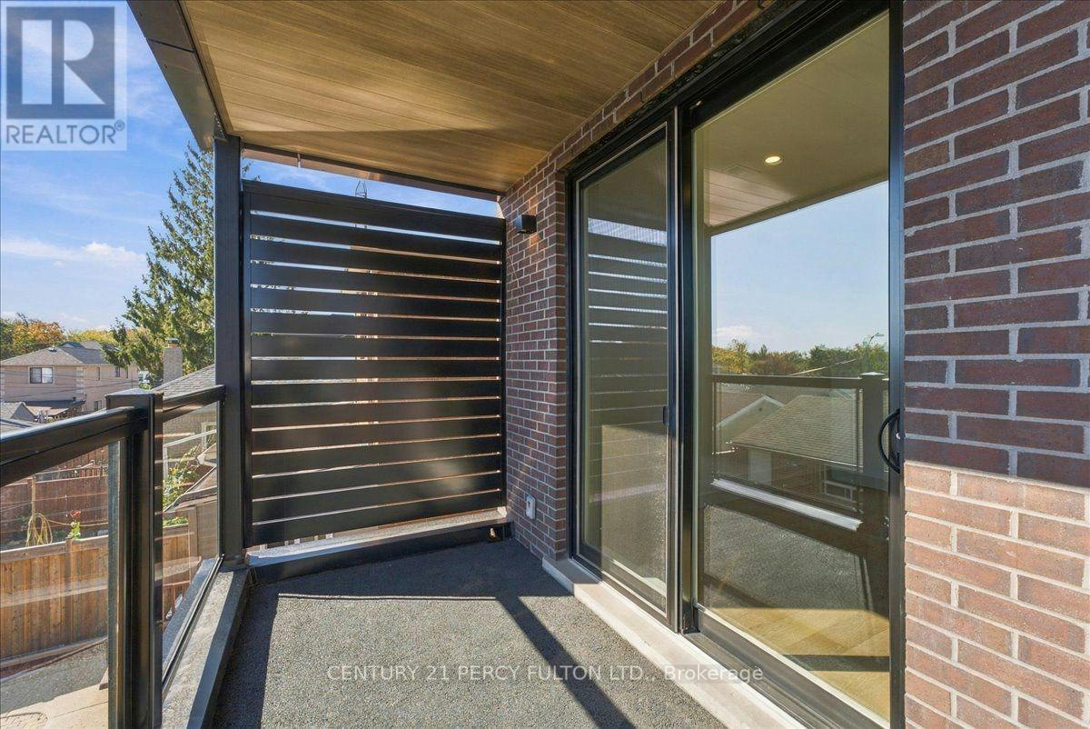 2-113 Hatherley Road, Toronto, ON, M6E 1W4 - 17