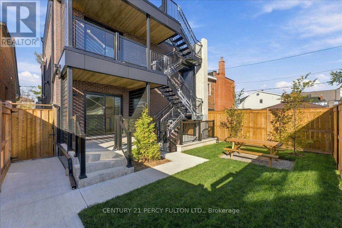 2-113 Hatherley Road, Toronto, ON, M6E 1W4 - 26