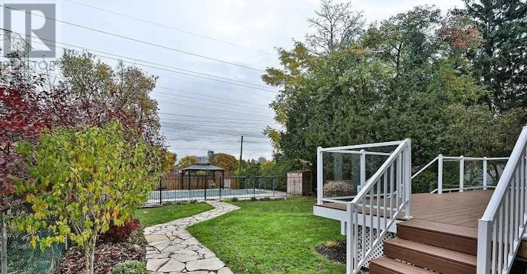 89 Ashbourne Drive, Toronto, ON, M9B 4H6 - 24