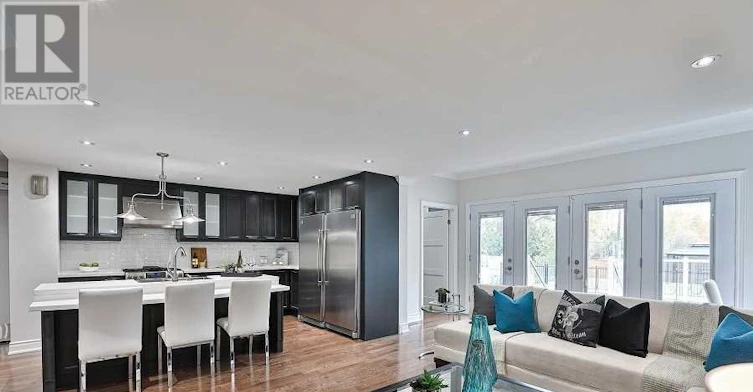 89 Ashbourne Drive, Toronto, ON, M9B 4H6 - 12