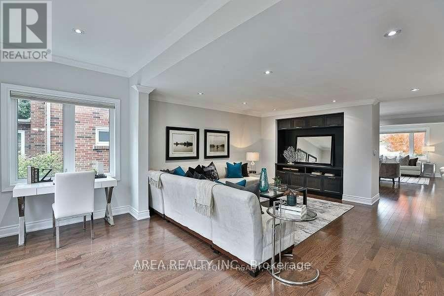 89 Ashbourne Drive, Toronto, ON, M9B 4H6 - 7
