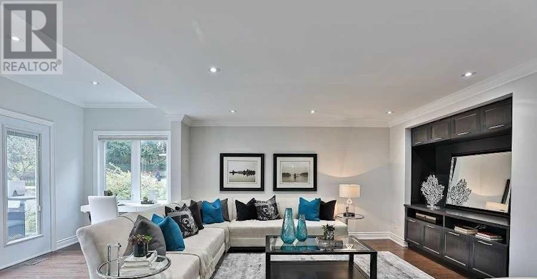 89 Ashbourne Drive, Toronto, ON, M9B 4H6 - 9