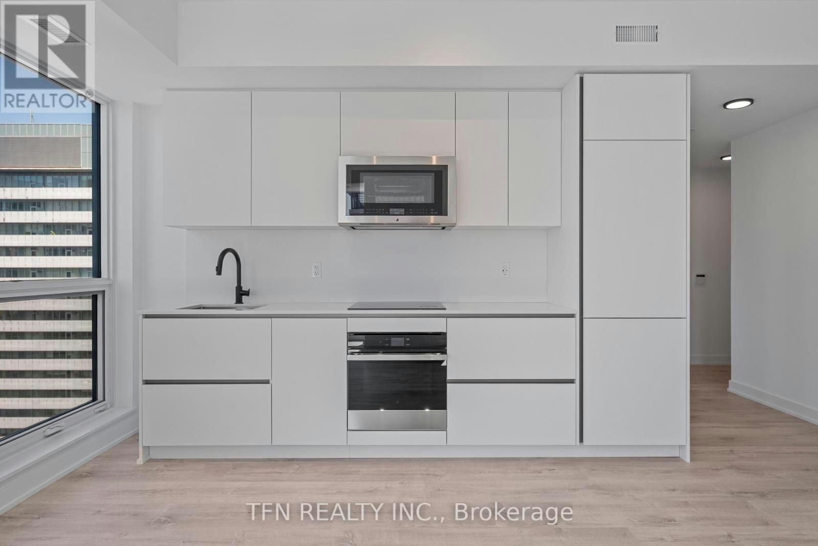 4305-327 King Street W, Toronto, ON, M5V 0W7 - 4