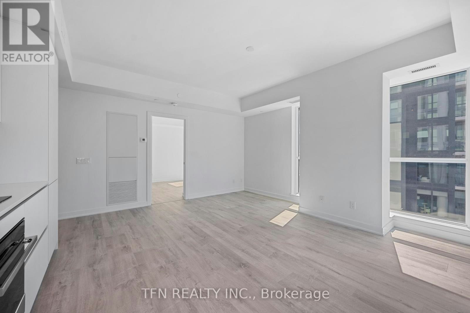 4305-327 King Street W, Toronto, ON, M5V 0W7 - 6