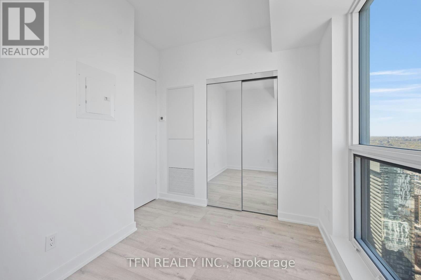 4305-327 King Street W, Toronto, ON, M5V 0W7 - 14